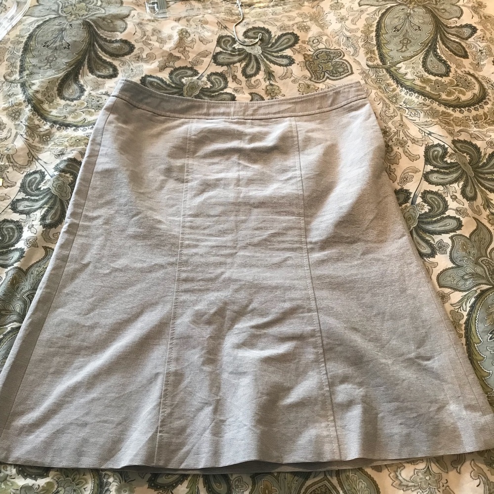 Loft skirt SZ 8